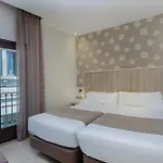 Otel Santa Marta Barselona