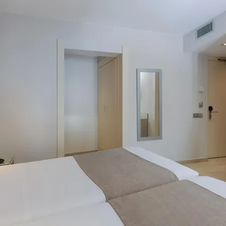 Hotel Santa Marta 2*