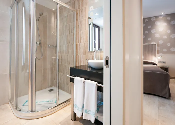 圣玛尔塔酒店 2*