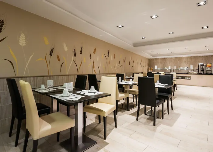 圣玛尔塔酒店 2*