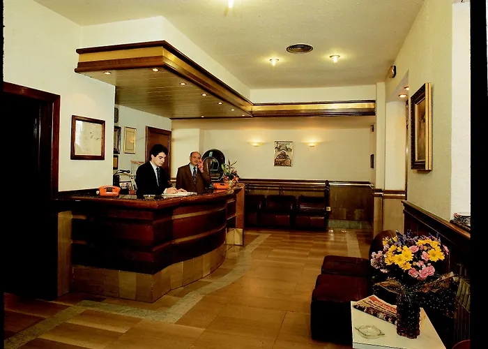 酒店 圣玛尔塔酒店 2*