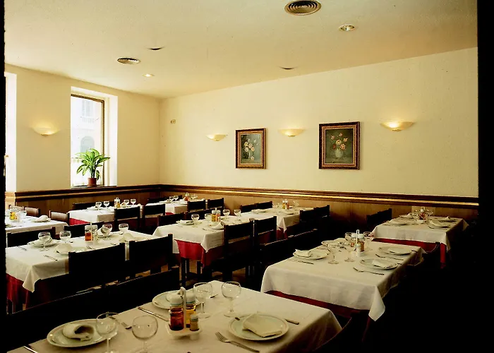 酒店 圣玛尔塔酒店 2*